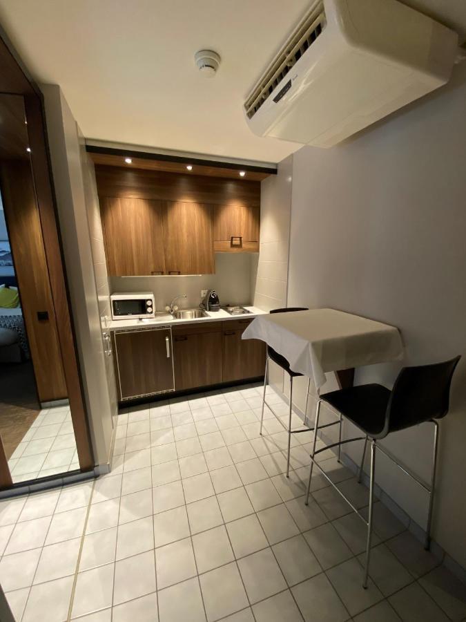 Studios Astra Hotel Βεβέ Εξωτερικό φωτογραφία